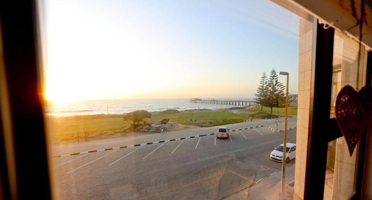 Beachfront Apartment @ Morleenpark Unit 11 Swakopmund Eksteriør bilde